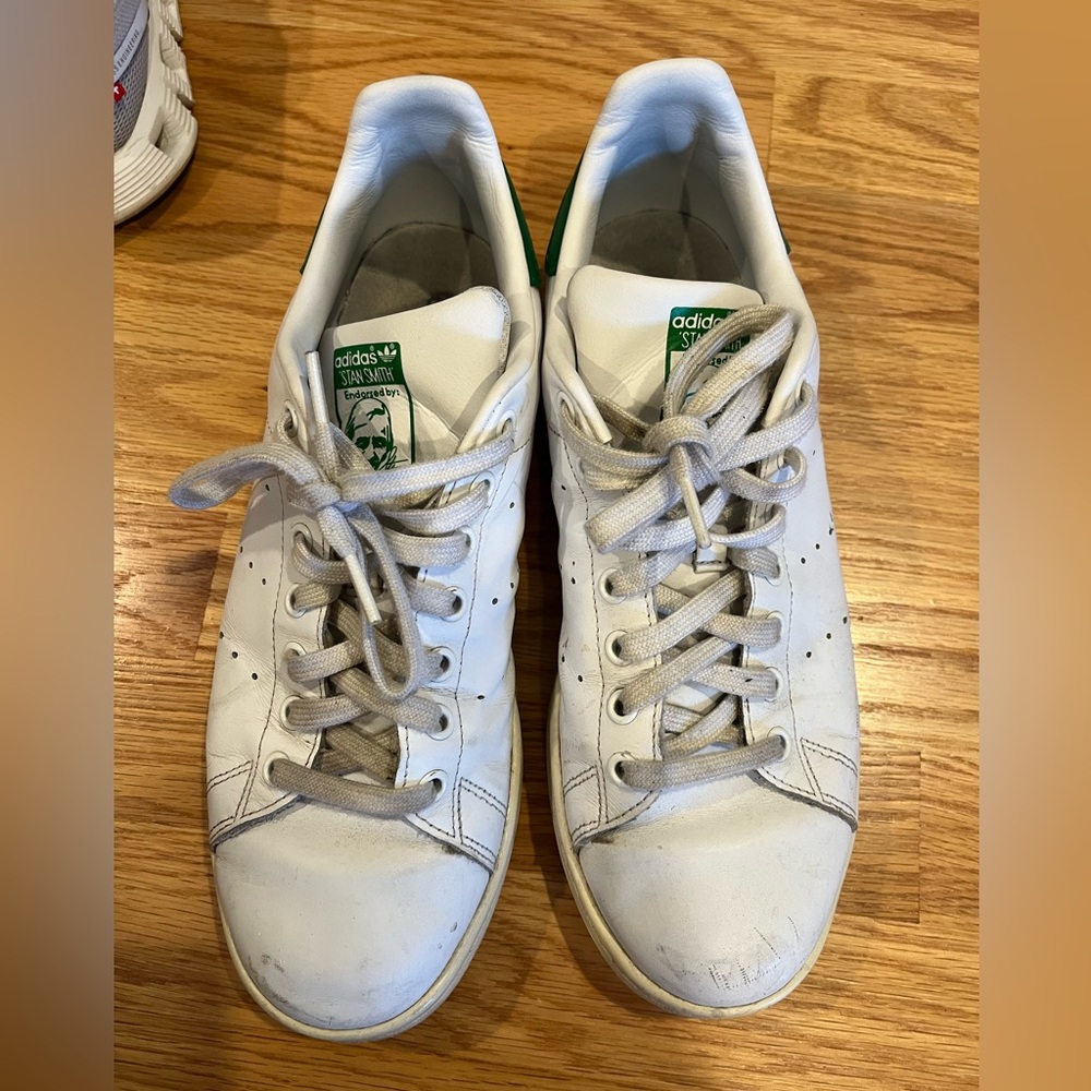 Adidas Stan Smith size 9.5